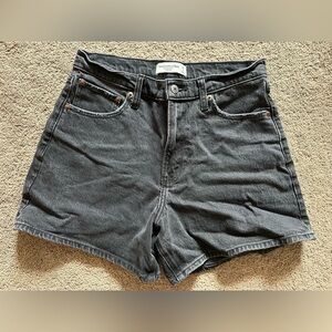 Abercrombie & Fitch Faded Black The Dad Shorts - Curve Love Size 8 29